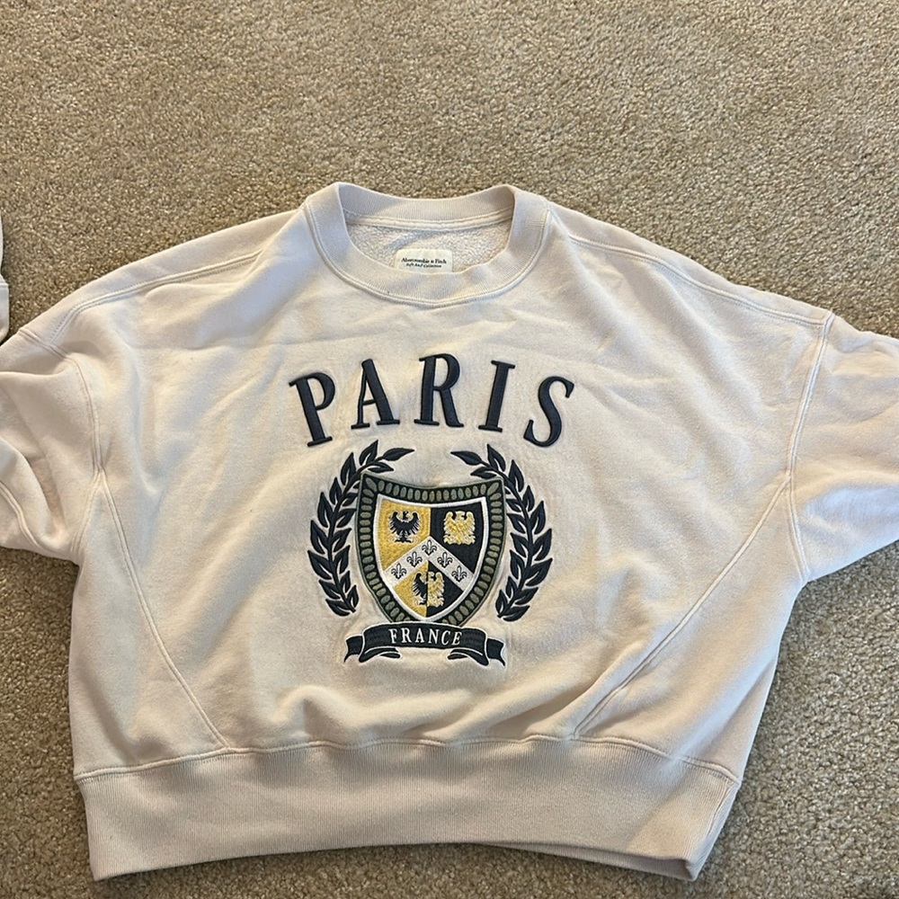 Crewneck, cream